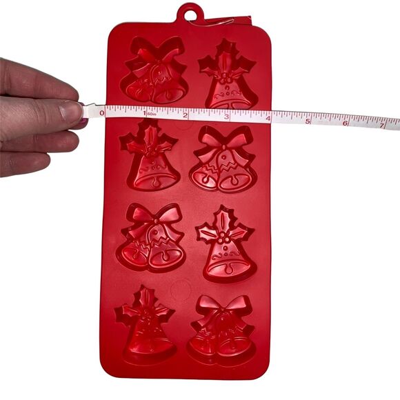 Holiday Winter Christmas Themed Ice Trays Candy Molds Silicone Festive Set of 2 - Picture 4 of 5
